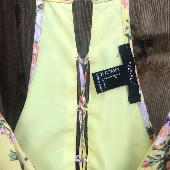 Summer Floral Dress - Picture 3 of 3